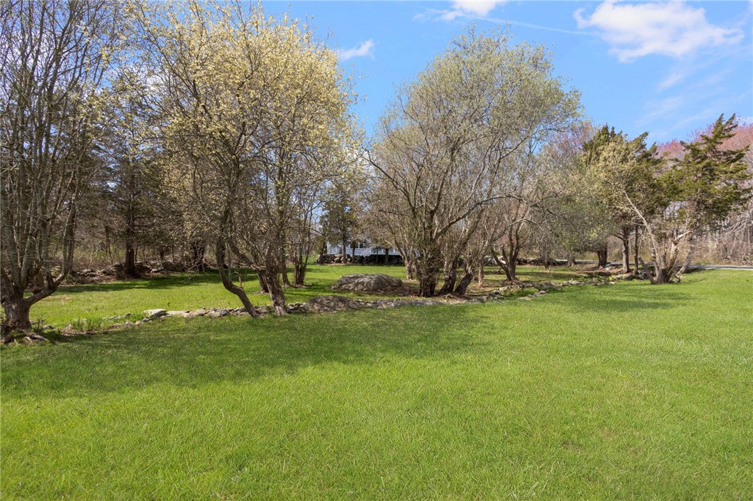 2 Waterview Lane Warren, RI 02885 - Photo 32 of 36