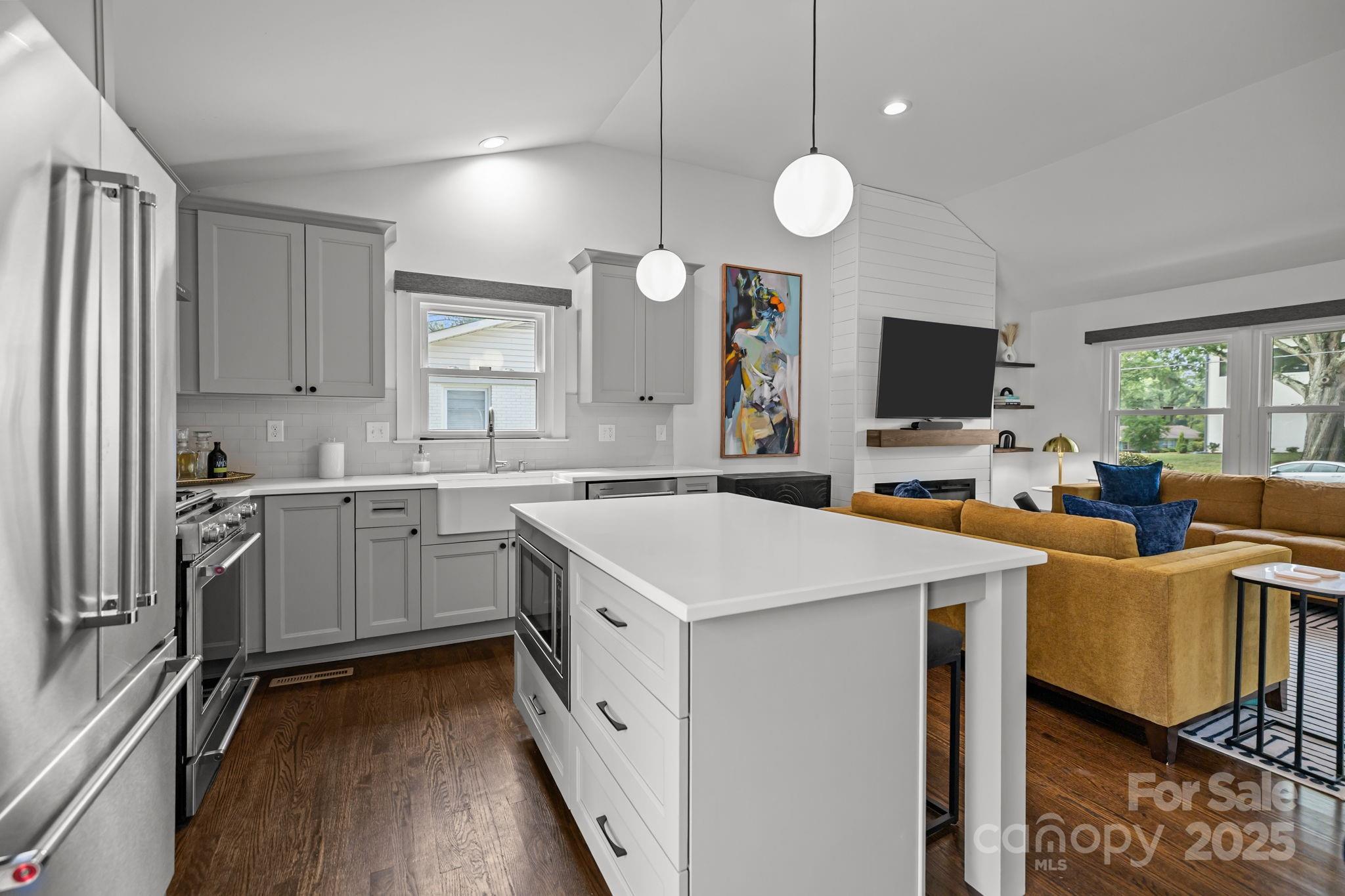 3821 Topsfield Road Charlotte, NC 28211 - Photo 8 of 44 Gallery Image 8