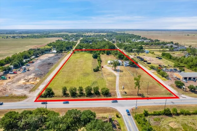 $1,700,000 | 2920 Rd Hockley Tx 77447 Road, Hockley, TX 77447