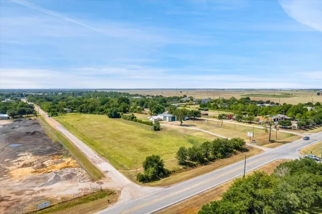 $1,700,000 | 2920 Rd Hockley Tx 77447 Road, Hockley, TX 77447