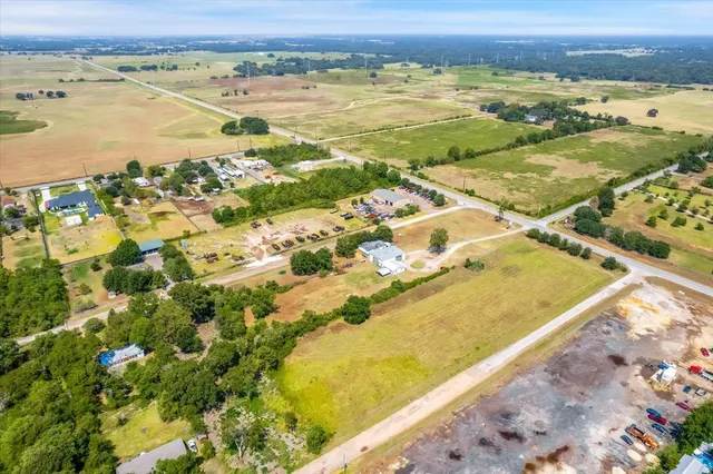 $1,700,000 | 2920 Rd Hockley Tx 77447 Road, Hockley, TX 77447