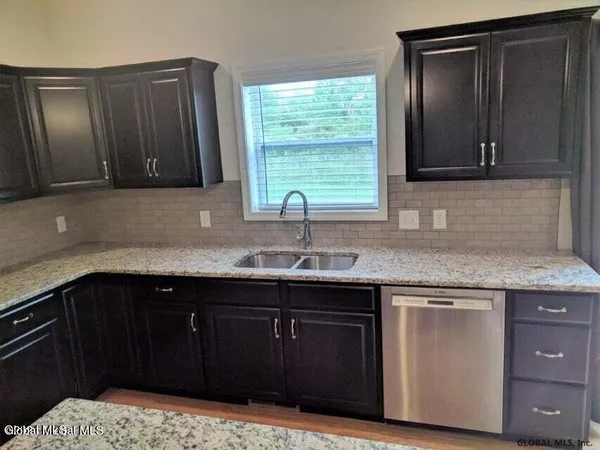 $528,125 | 568 Nys 355 Cooper Hill Road, Wynantskill, NY 12198