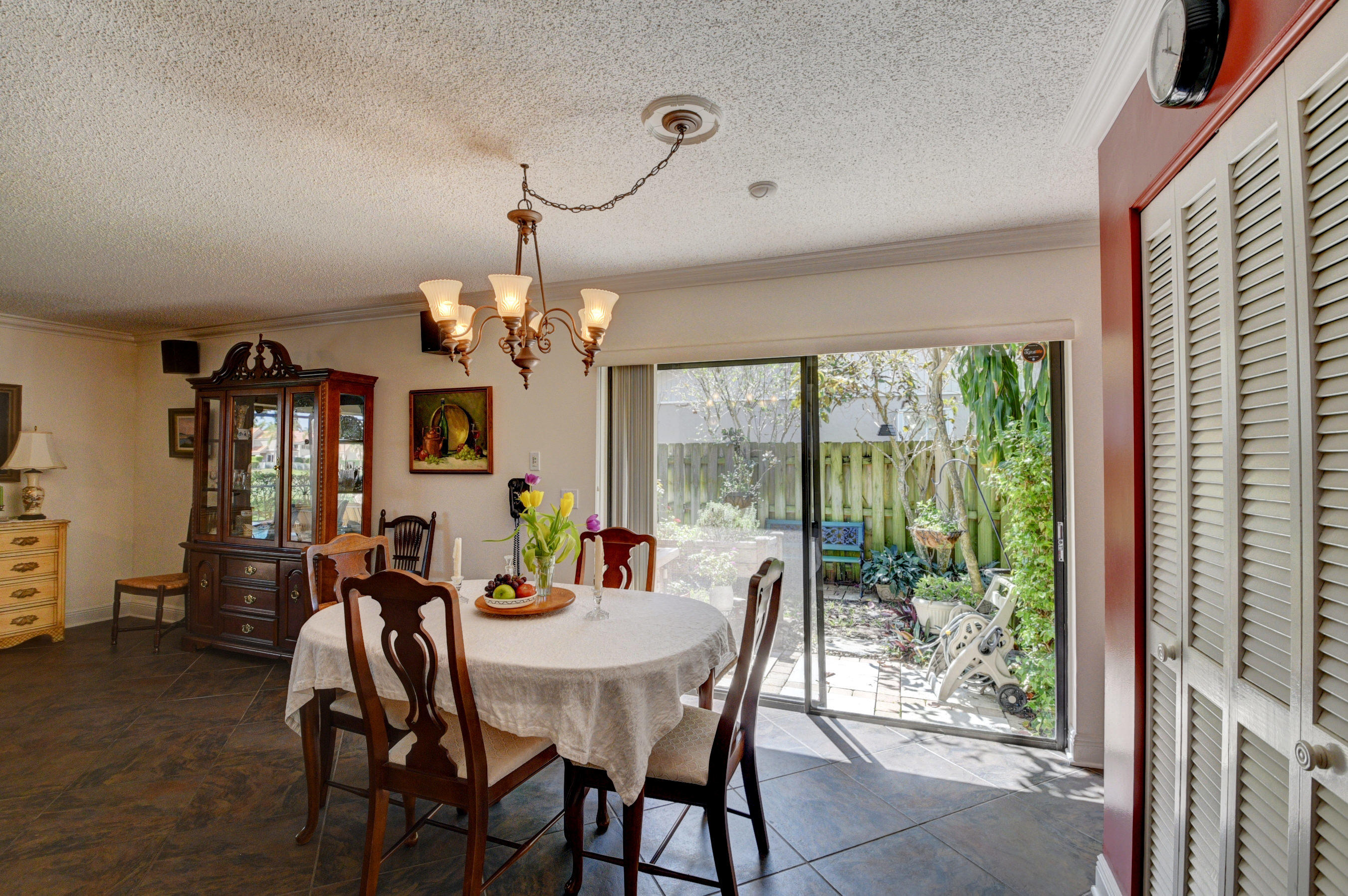 4045 Birchwood Drive Boca Raton, FL 33487 - Photo 14 of 54 Eat in Kitchen Dining