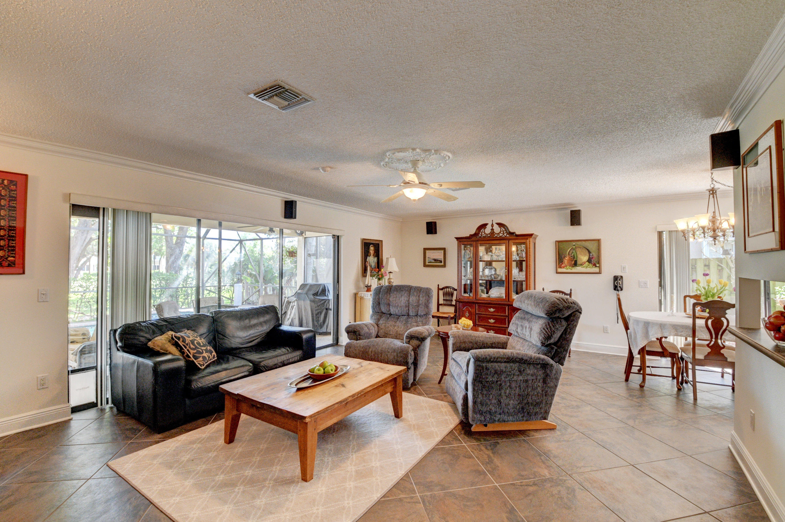 4045 Birchwood Drive Boca Raton, FL 33487 - Photo 17 of 54 Family Room