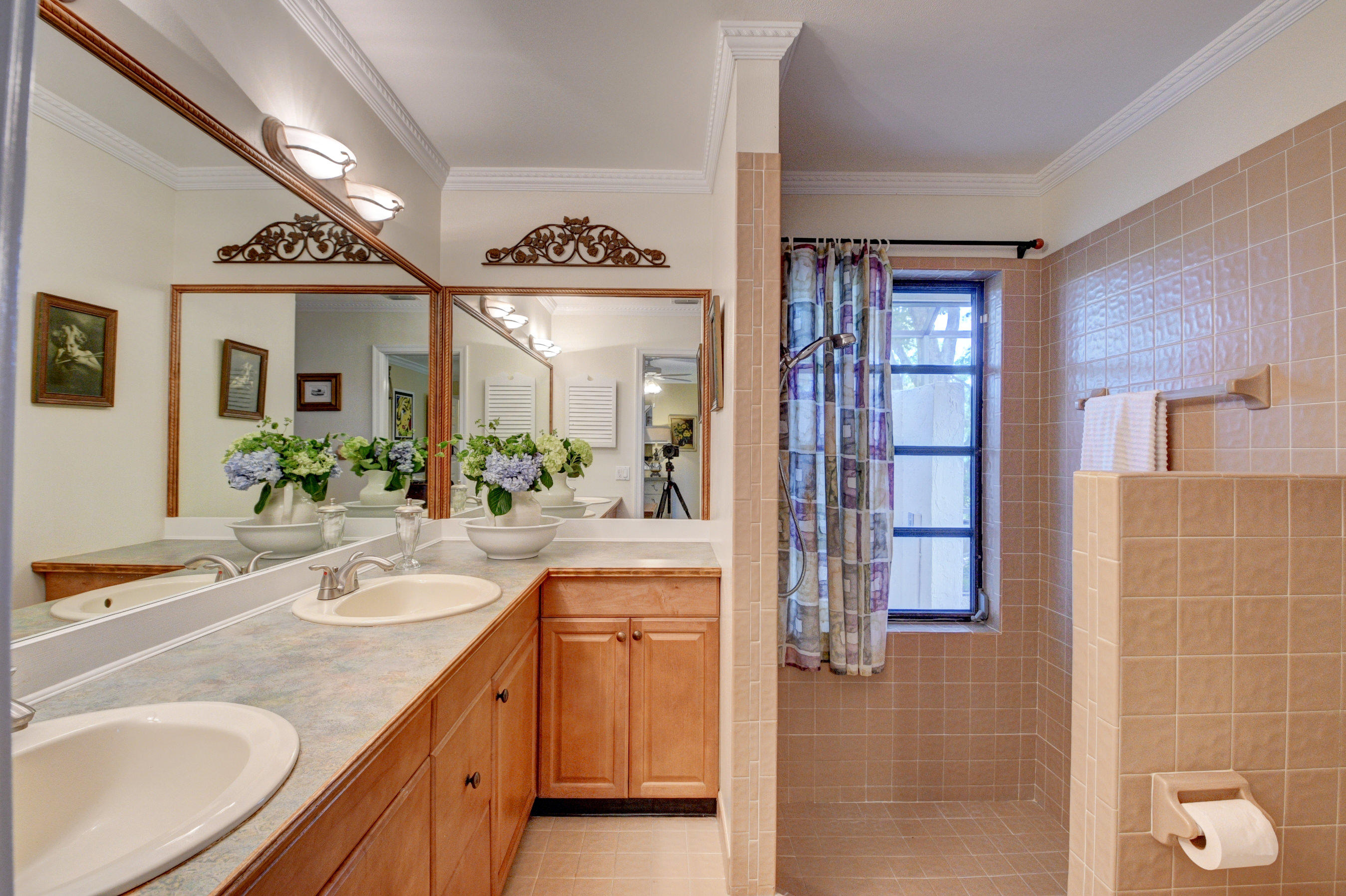 4045 Birchwood Drive Boca Raton, FL 33487 - Photo 24 of 54 Master Bathroom
