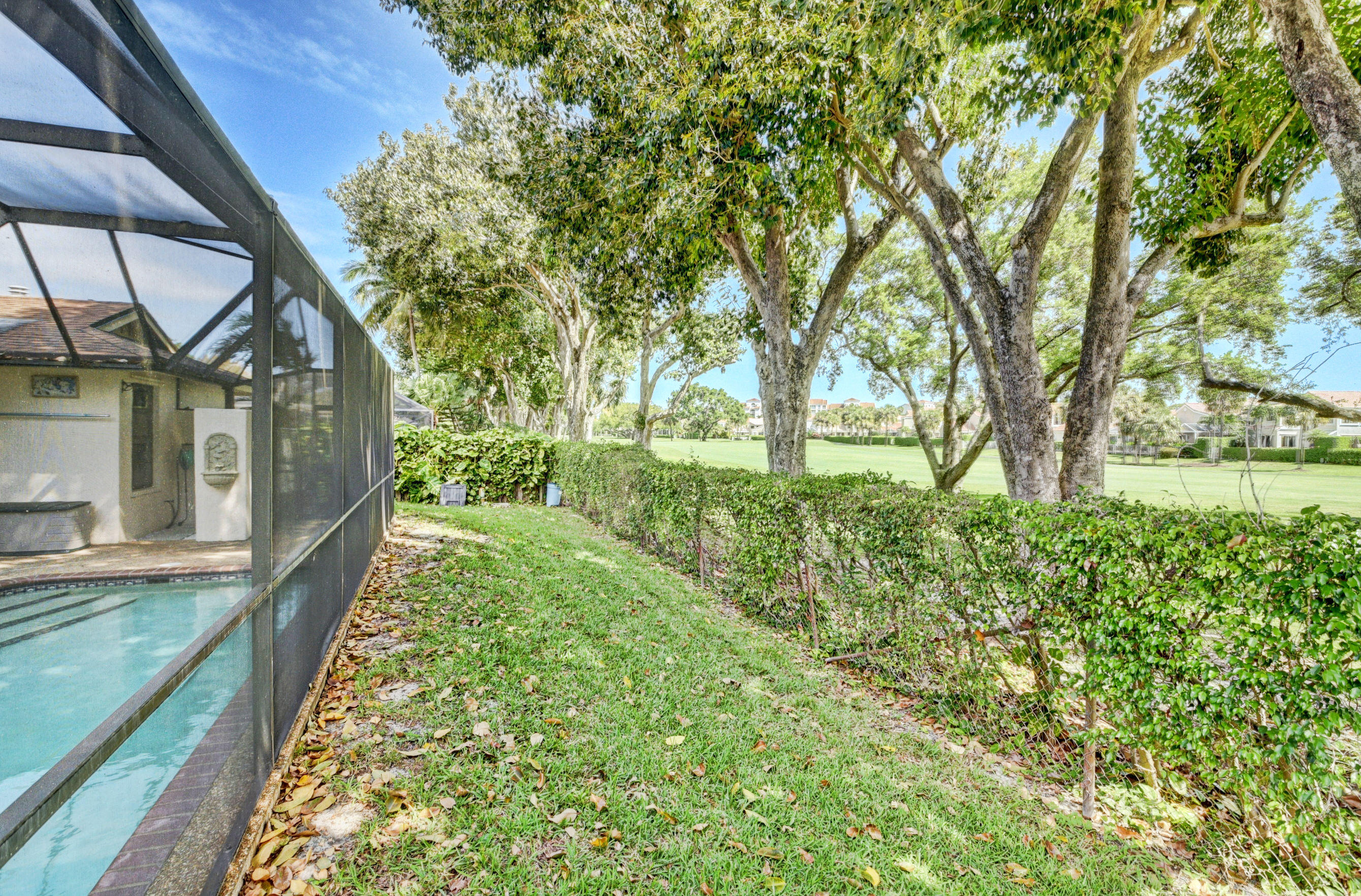 4045 Birchwood Drive Boca Raton, FL 33487 - Photo 36 of 54 Yard View