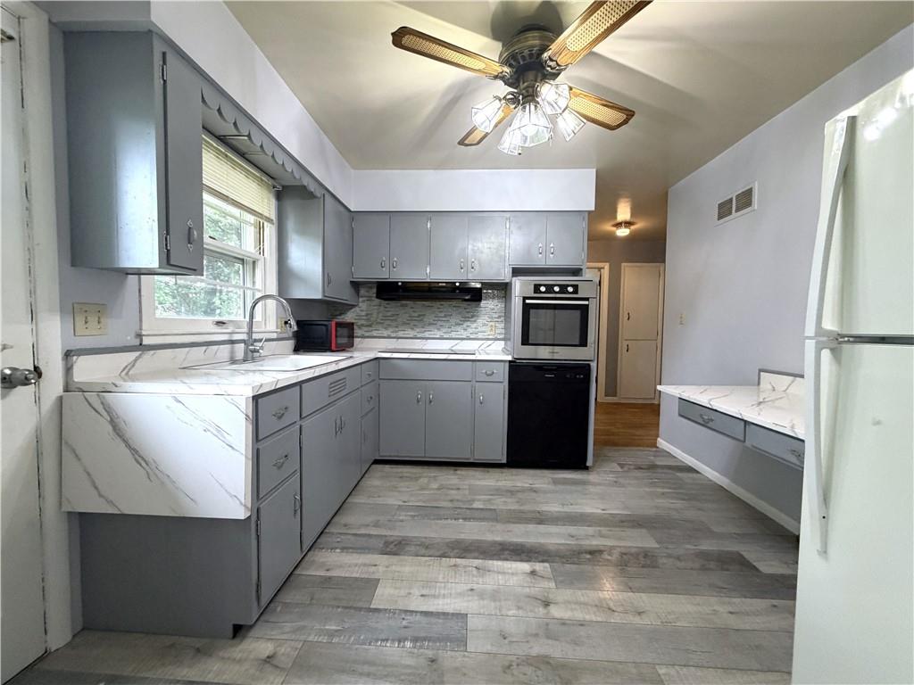 1101 Sunset Hill Road Brookfield, MO 64628 - Photo 7 of 26