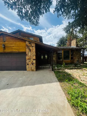 $985,000 | 161 Laker Lane, Freedom, WY 83120