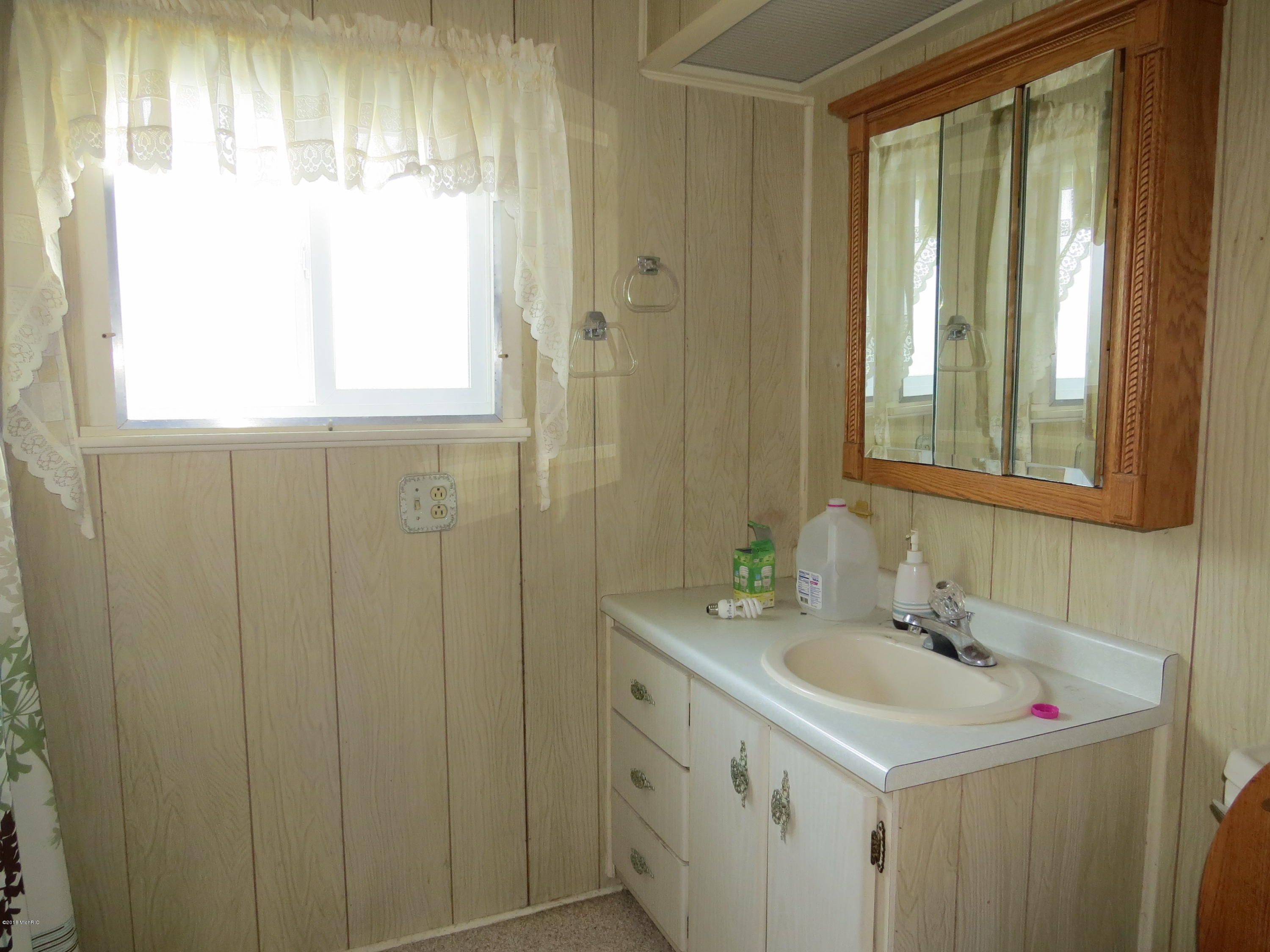 1789 9 Mile Road Union City, MI 49094 - Photo 19 of 19 IMG_1580