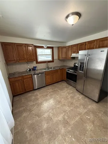 $330,000 | 74 Vandenberg Avenue, Lancaster, NY 14086