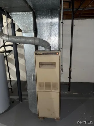 $330,000 | 74 Vandenberg Avenue, Lancaster, NY 14086