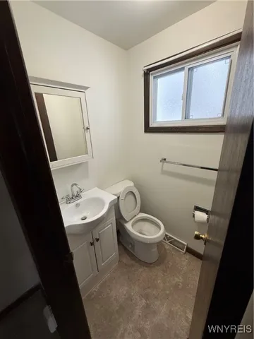 $330,000 | 74 Vandenberg Avenue, Lancaster, NY 14086