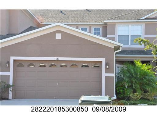 981 Crestwood Commons Avenue Ocoee, FL 34761 - Photo 2 of 12 Exterior Front
