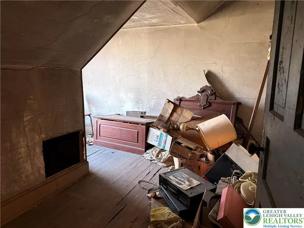 $225,000 | 233 East Goepp Street, Bethlehem, PA 18018