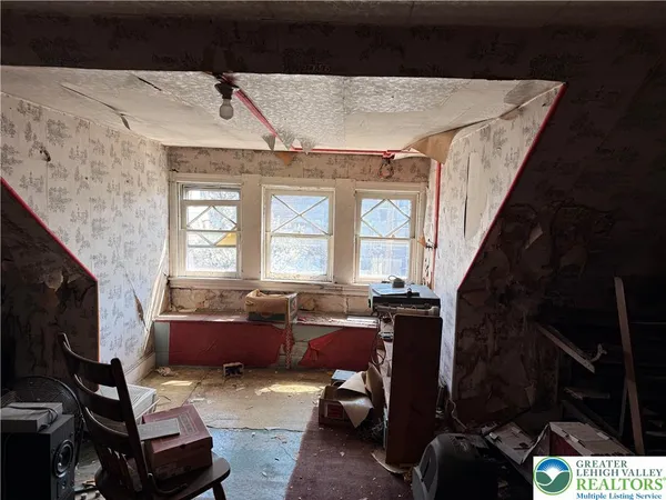 $225,000 | 233 East Goepp Street, Bethlehem, PA 18018