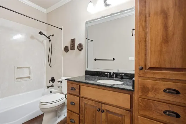 $891,000 | 504 Casa Del Rancho Road, Lorena, TX 76655