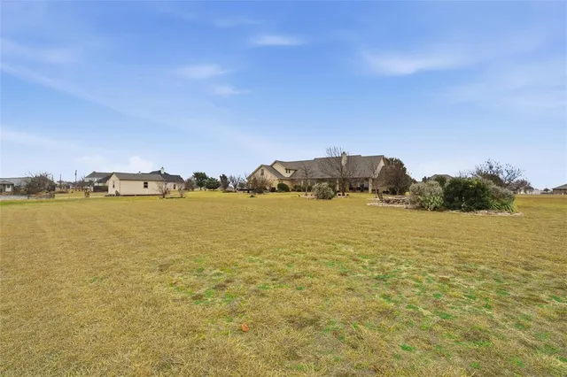 $891,000 | 504 Casa Del Rancho Road, Lorena, TX 76655