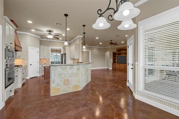 $849,000 | 504 Casa Del Rancho Road, Lorena, TX 76655