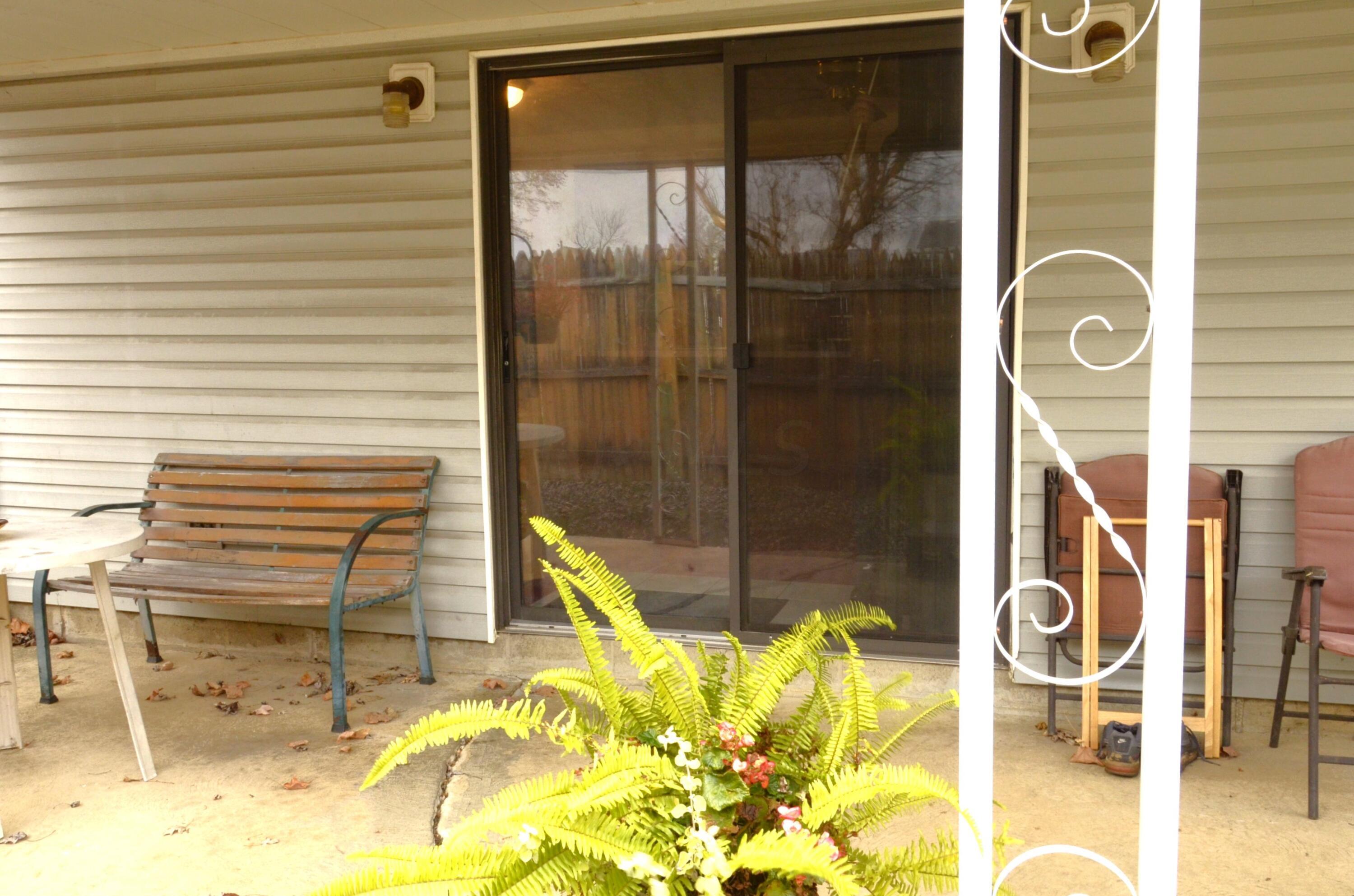 3288 Everson Road East Columbus, OH 43232 - Photo 19 of 23 Back Patio2