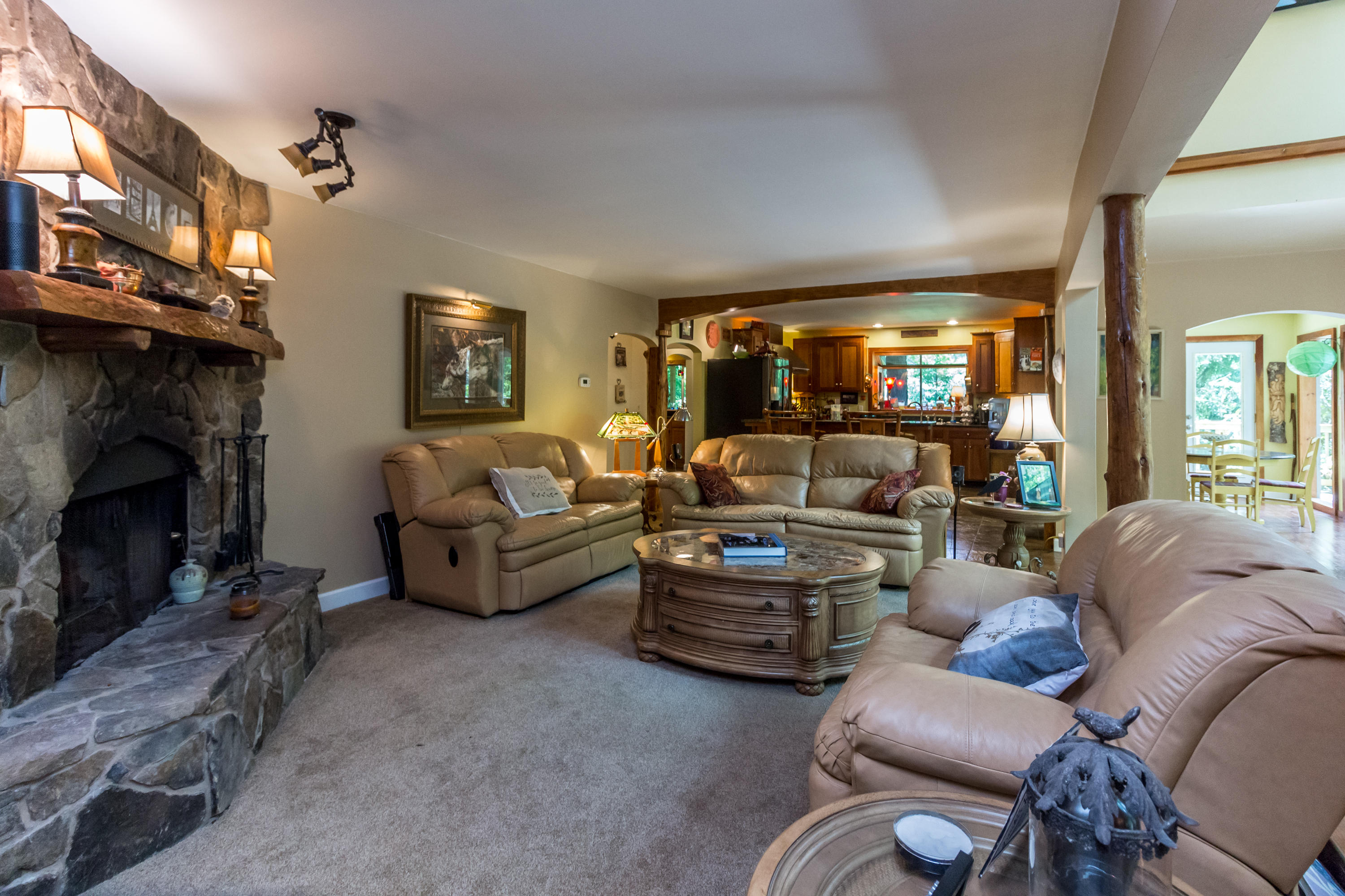 3365 Keith Road Ringgold, GA 30736 - Photo 19 of 90 Living/Family Room