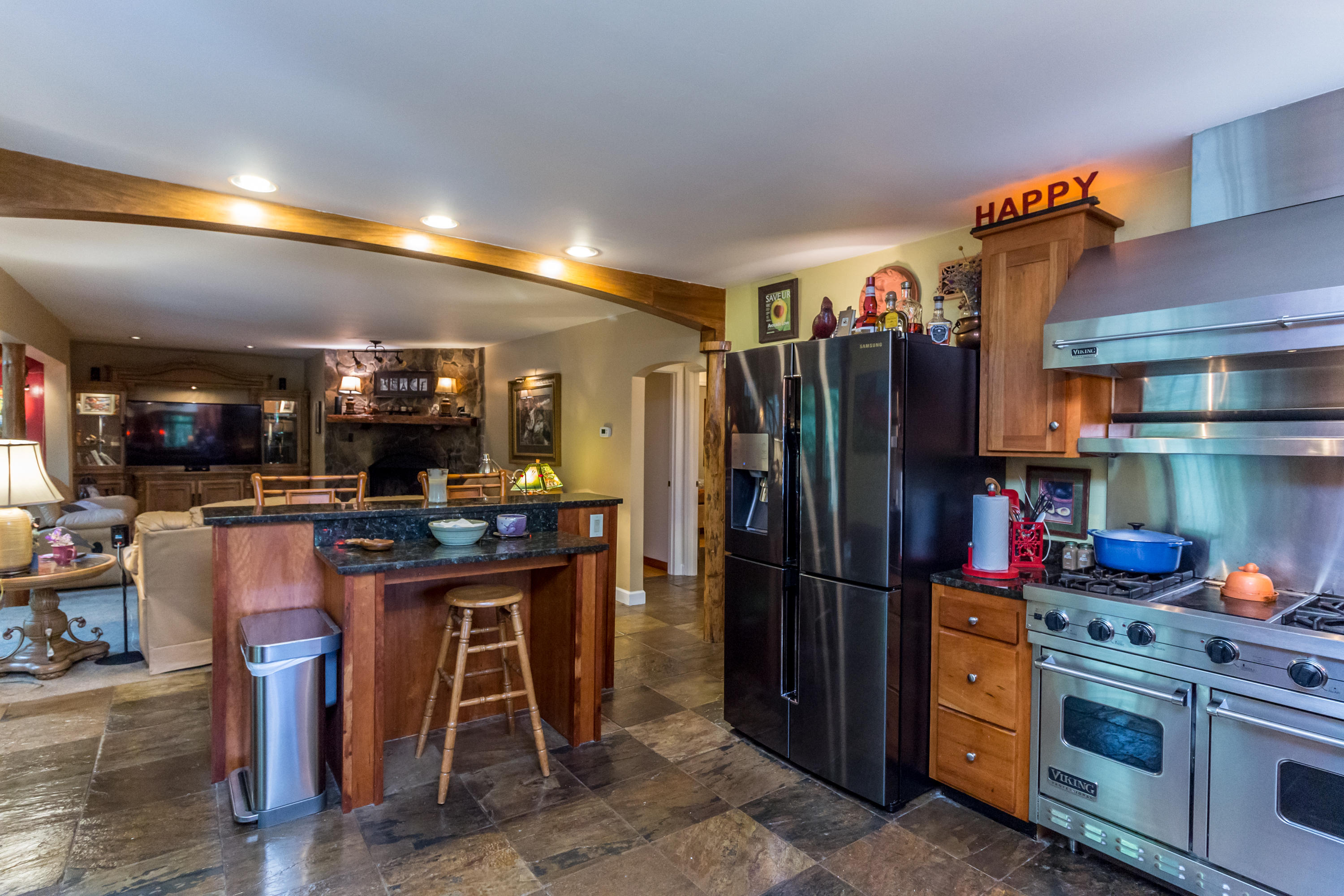 3365 Keith Road Ringgold, GA 30736 - Photo 22 of 90 Kitchen/Bar Area