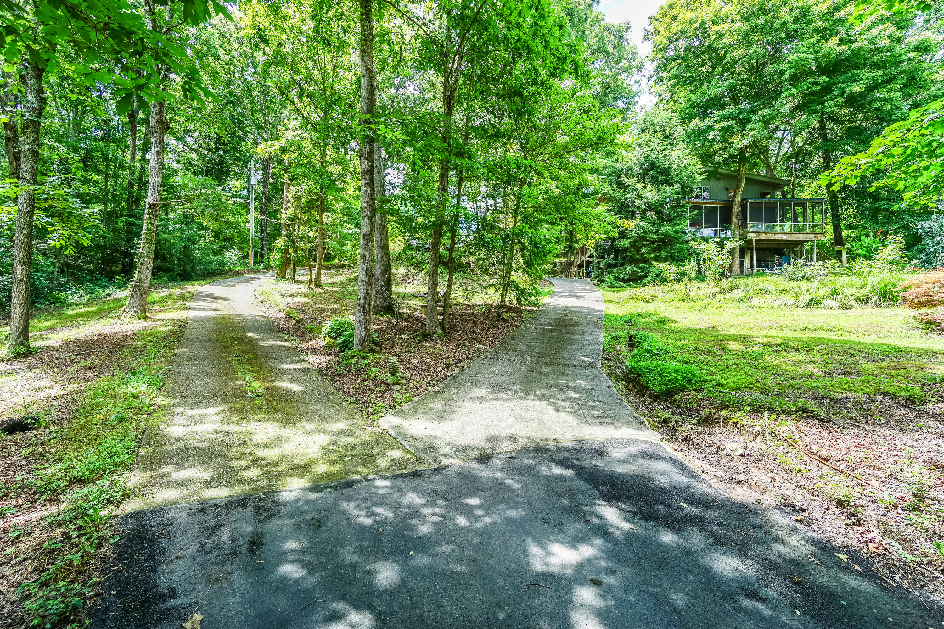 3365 Keith Road Ringgold, GA 30736 - Photo 69 of 90 Circular Driveway