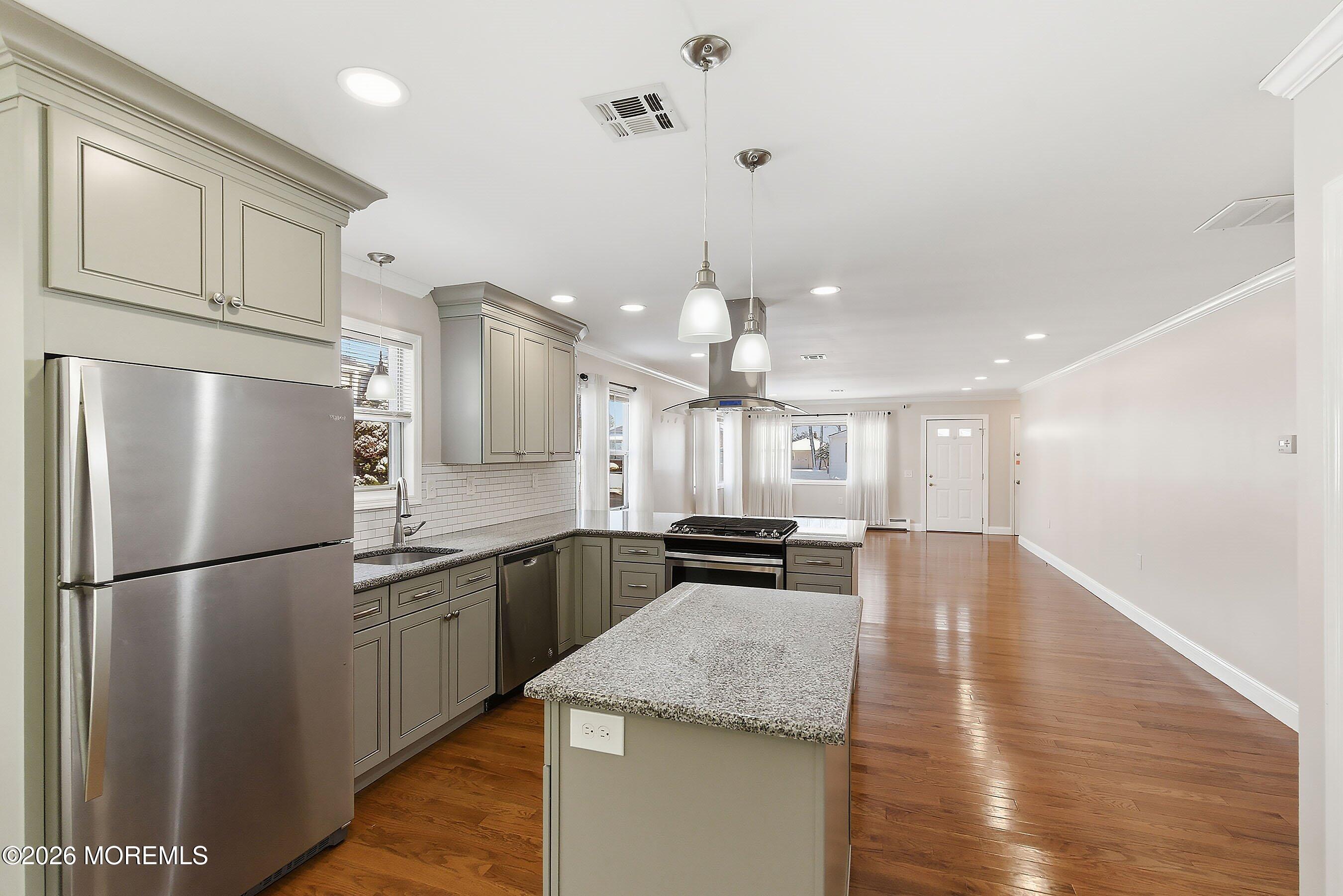 15 Encinitas Drive Toms River, NJ 08757 - Photo 14 of 45 12-Kitchen 1E