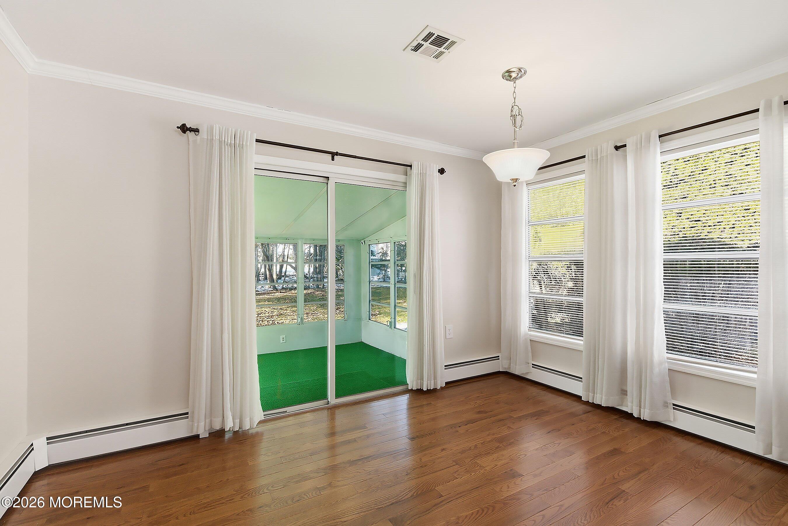 15 Encinitas Drive Toms River, NJ 08757 - Photo 16 of 45 14-Dining