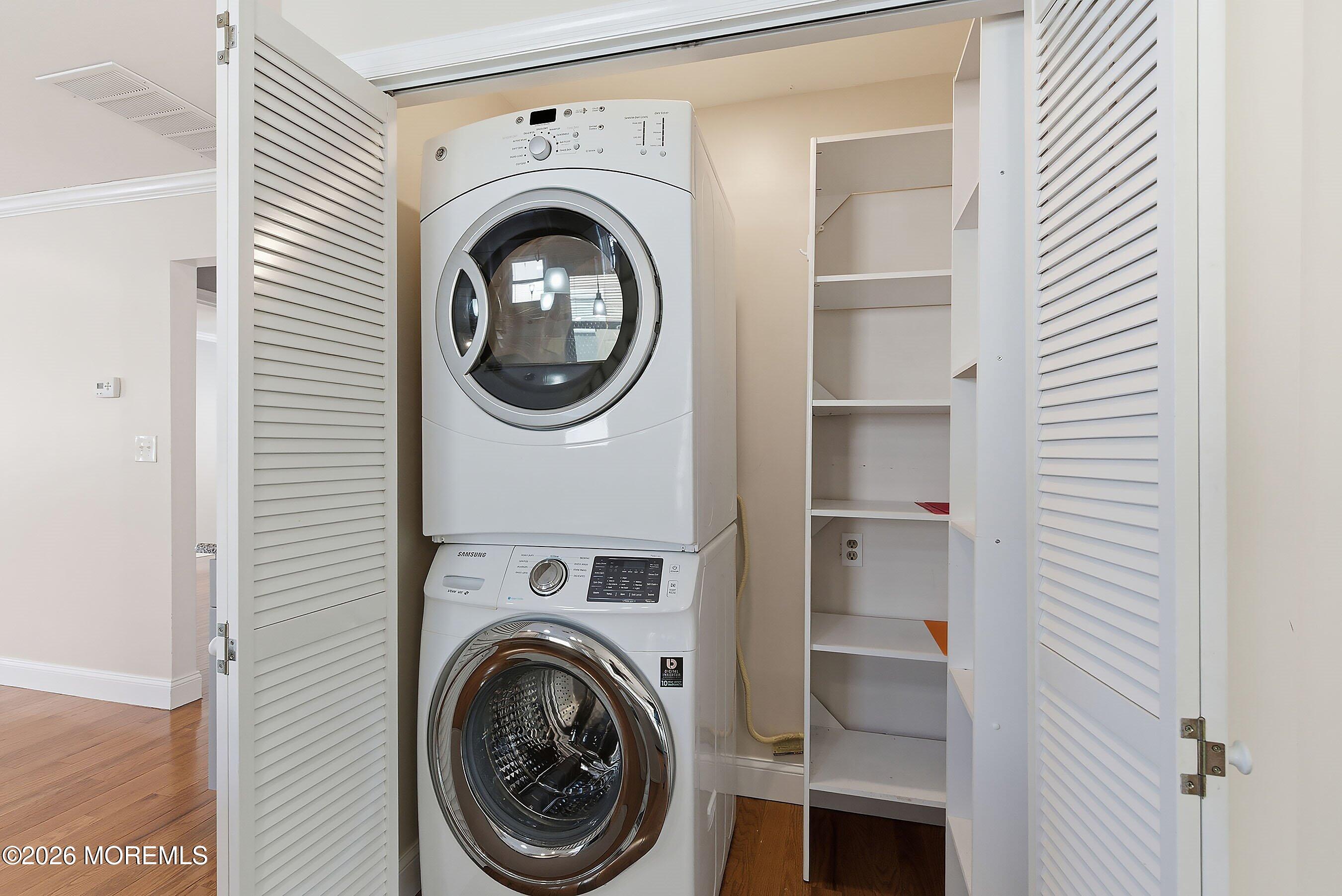 15 Encinitas Drive Toms River, NJ 08757 - Photo 18 of 45 16-Laundry