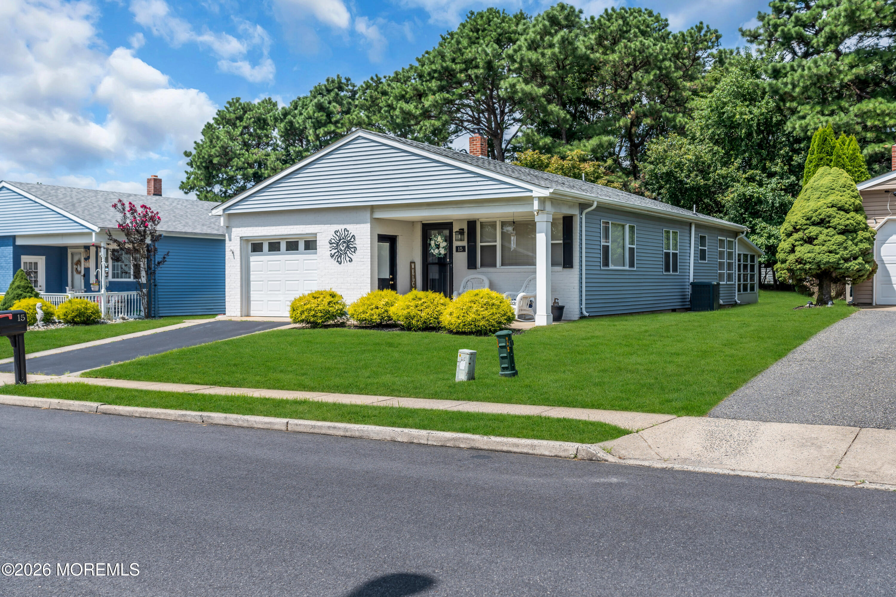 15 Encinitas Drive Toms River, NJ 08757 - Photo 4 of 45 003_dsc04440-1_392