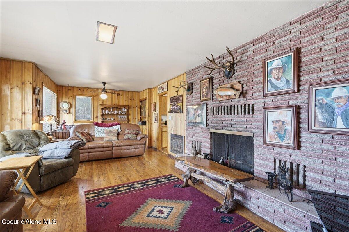 77523 State Highway 3, Unit SOUTH St. Maries, ID 83861 - Photo 13 of 33 Spacious Living Rm