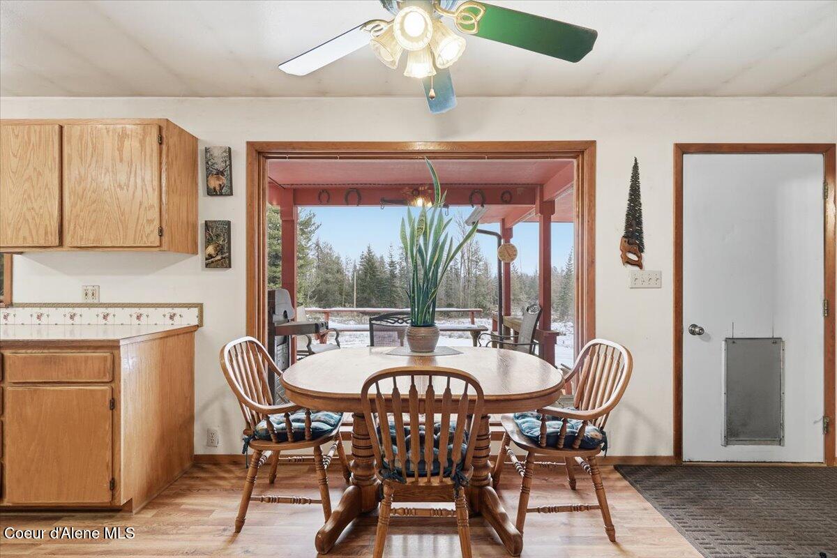 77523 State Highway 3, Unit SOUTH St. Maries, ID 83861 - Photo 10 of 33 Picturesque Dining Area