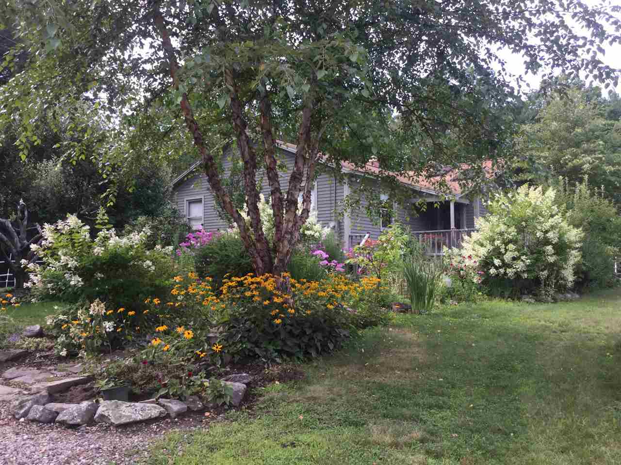 75 Middle Oxbow Road Hinsdale, NH 03451 - Photo 2 of 16