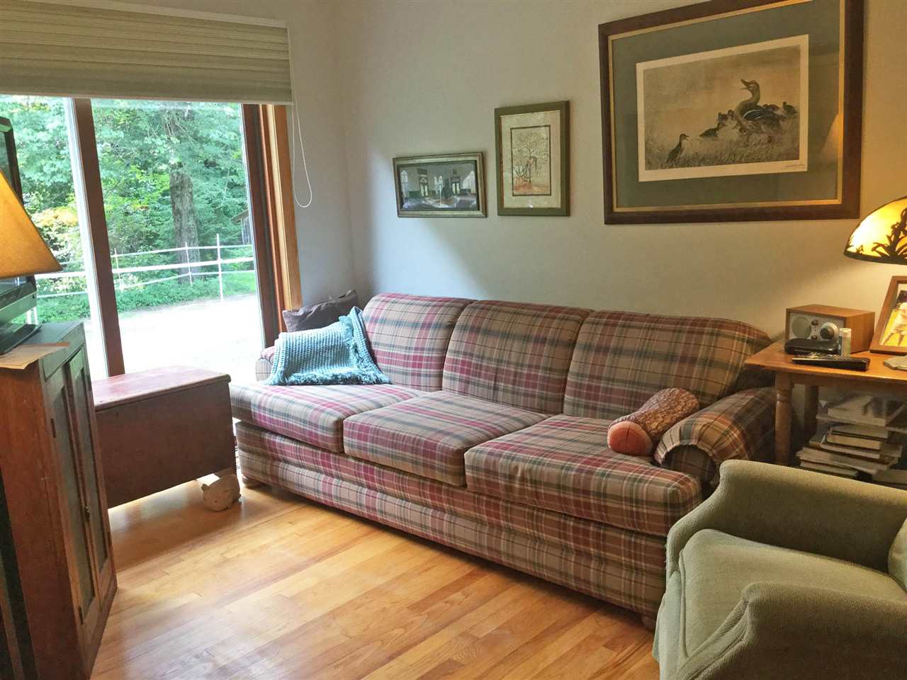 75 Middle Oxbow Road Hinsdale, NH 03451 - Photo 9 of 16