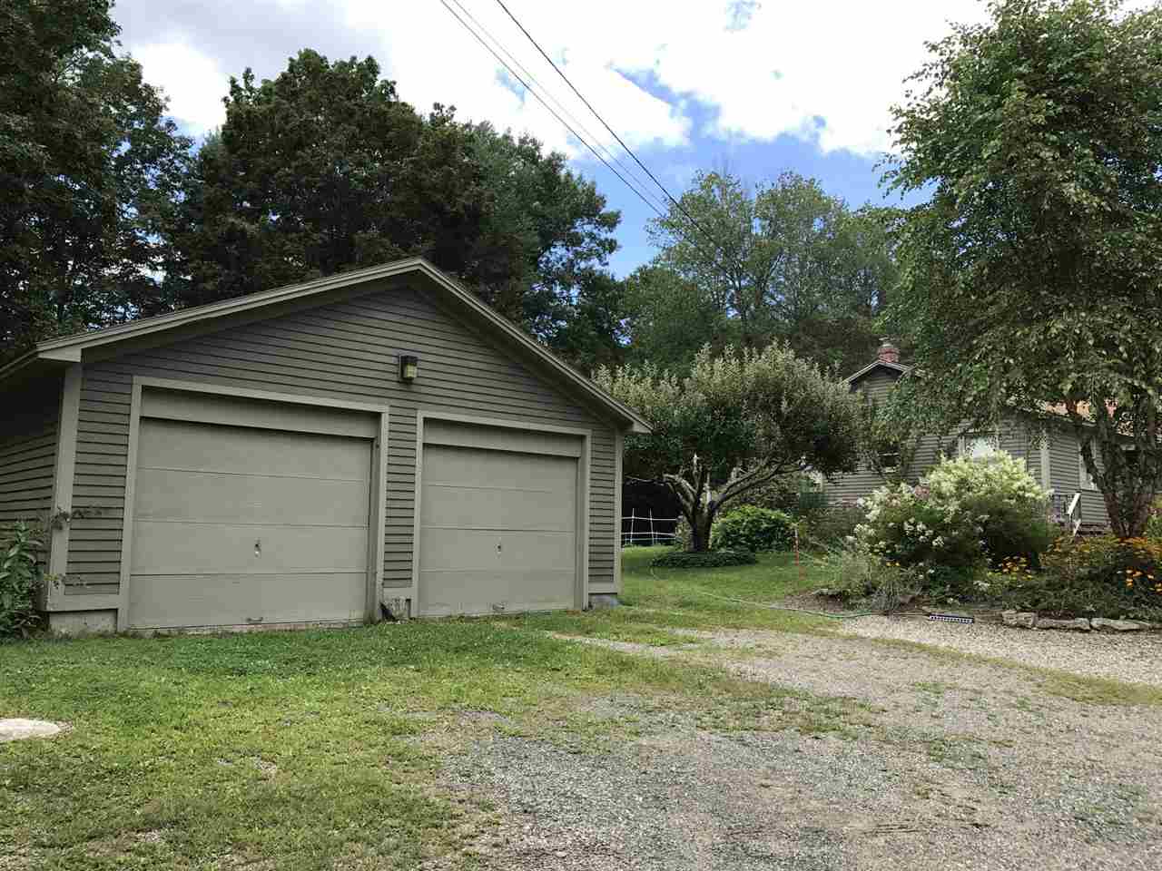 75 Middle Oxbow Road Hinsdale, NH 03451 - Photo 10 of 16