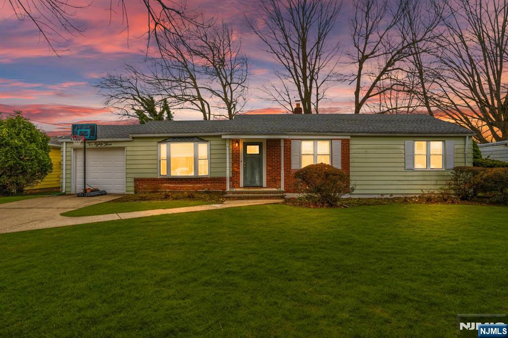 283 Taft Road River Edge, NJ 07661 - Photo 1 of 33