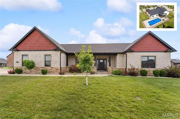 $775,000 | 500 Shadow Rock Court, Lebanon, IL 62254