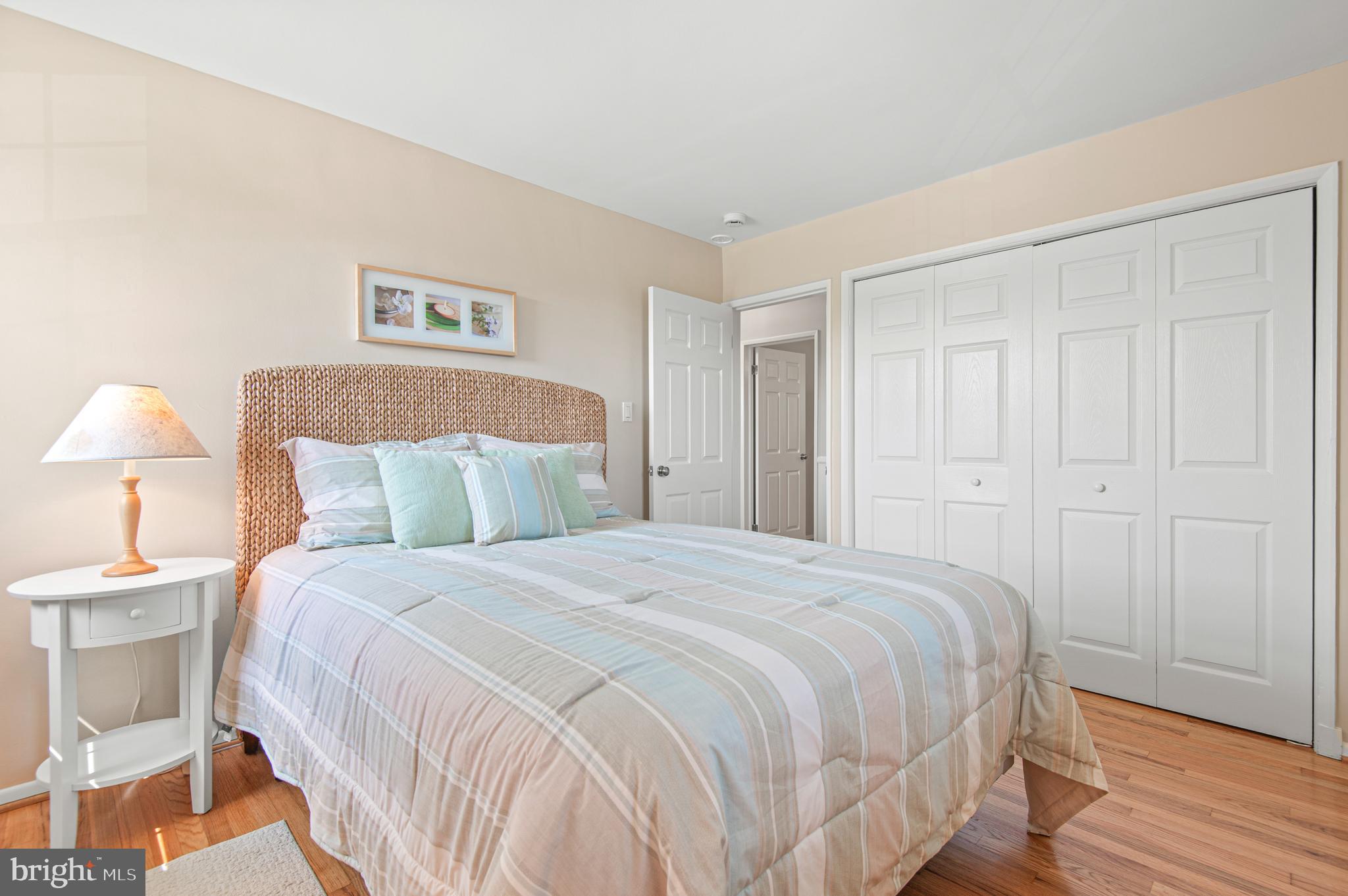 2530 Londonderry Road Lutherville-Timonium, MD 21093 - Photo 19 of 43 a bedroom with a bed and a night lamp