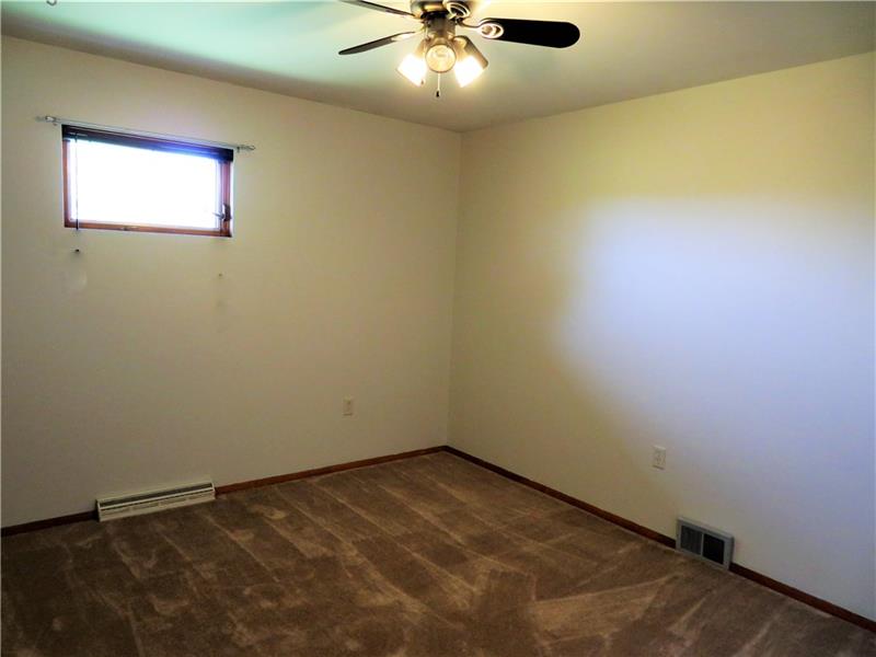 120 Mary Reed Road Baden, PA 15005 - Photo 12 of 24
