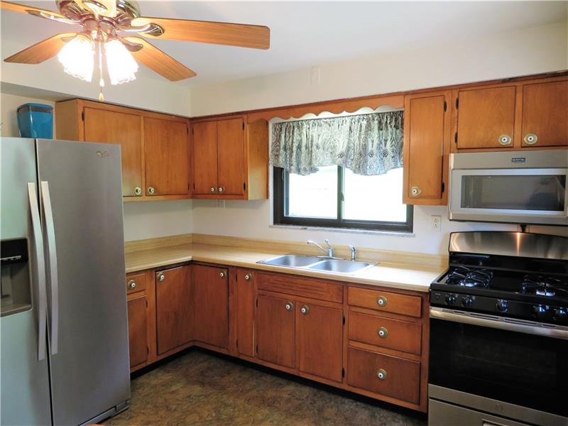 120 Mary Reed Road Baden, PA 15005 - Photo 5 of 24