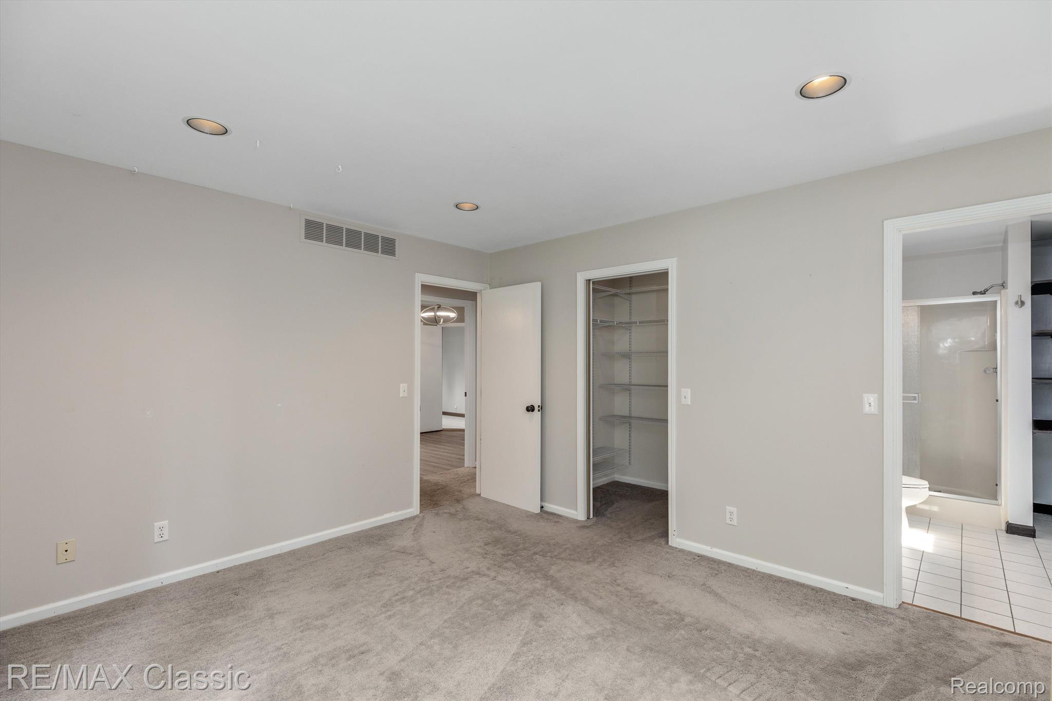 25490 Wixom Road Novi, MI 48374 - Photo 33 of 54 Bedroom 3