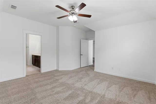 $2,200 | 2621 Moser Lane, Royse City, TX 75189