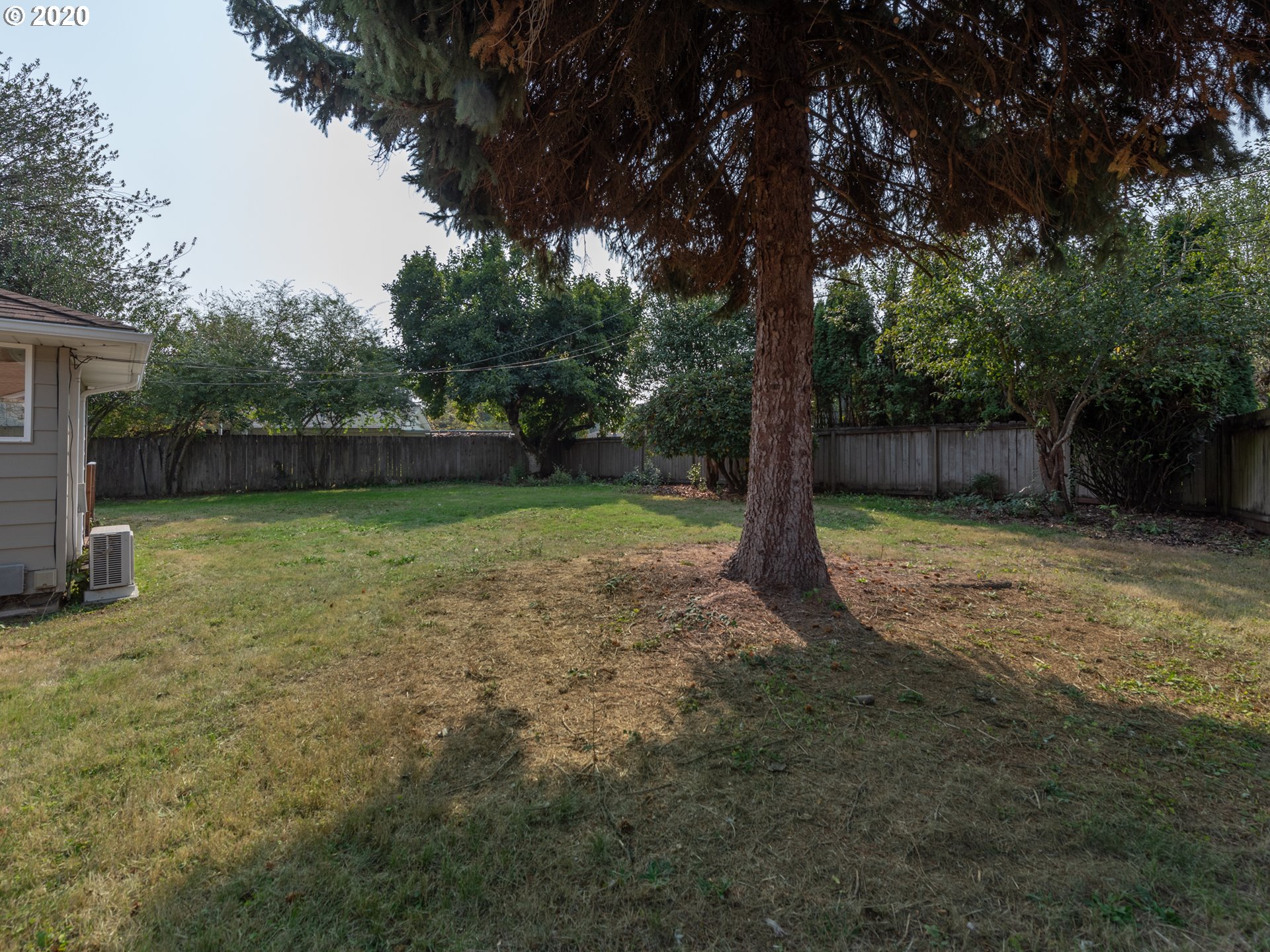 310 Rustic Place Eugene, OR 97401 - Photo 20 of 22 Gallery Image 20