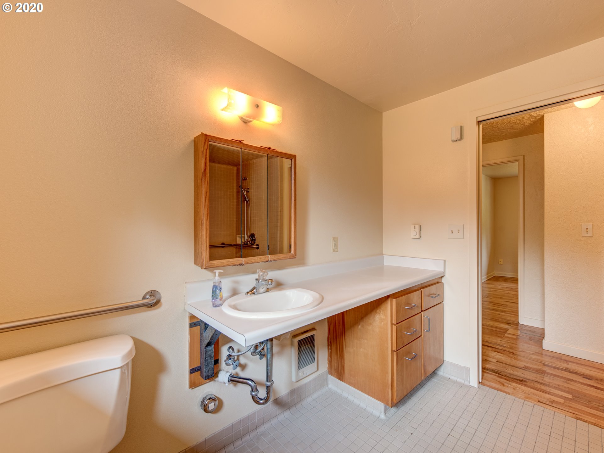 310 Rustic Place Eugene, OR 97401 - Photo 3 of 22 Gallery Image 3