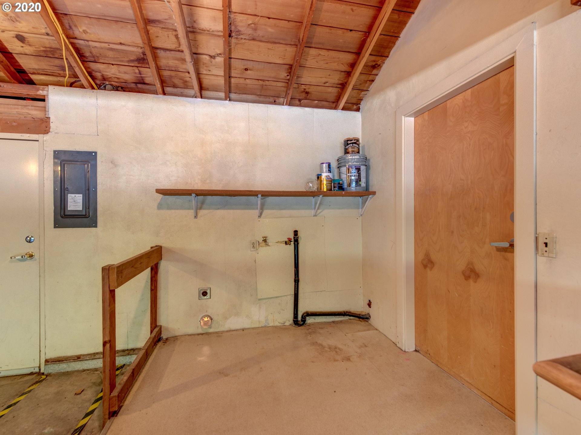 310 Rustic Place Eugene, OR 97401 - Photo 5 of 22 Gallery Image 5