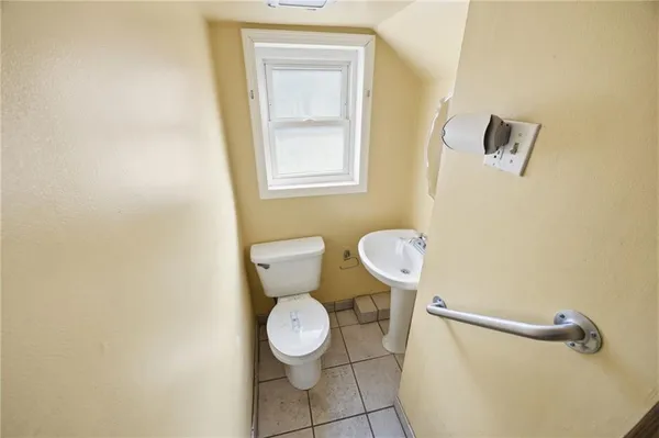 a bathroom with a toilet