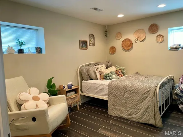 $215,000 | 20 Birchwood Road, Litchfield, IL 62056