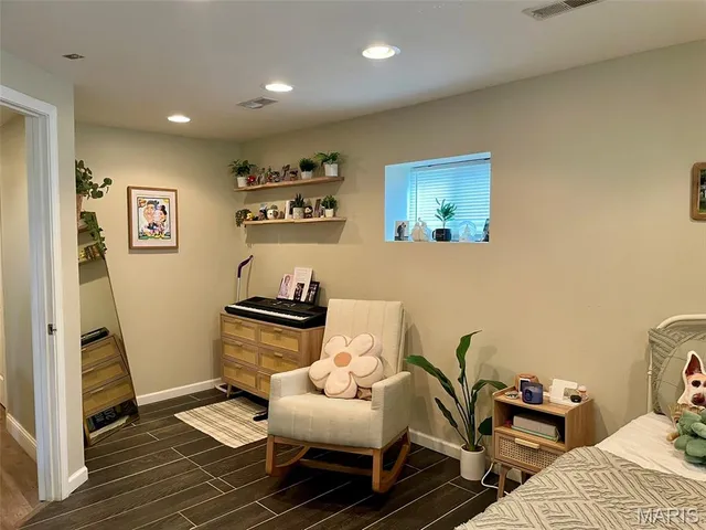 $215,000 | 20 Birchwood Road, Litchfield, IL 62056