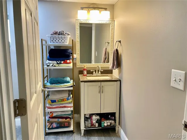 $215,000 | 20 Birchwood Road, Litchfield, IL 62056