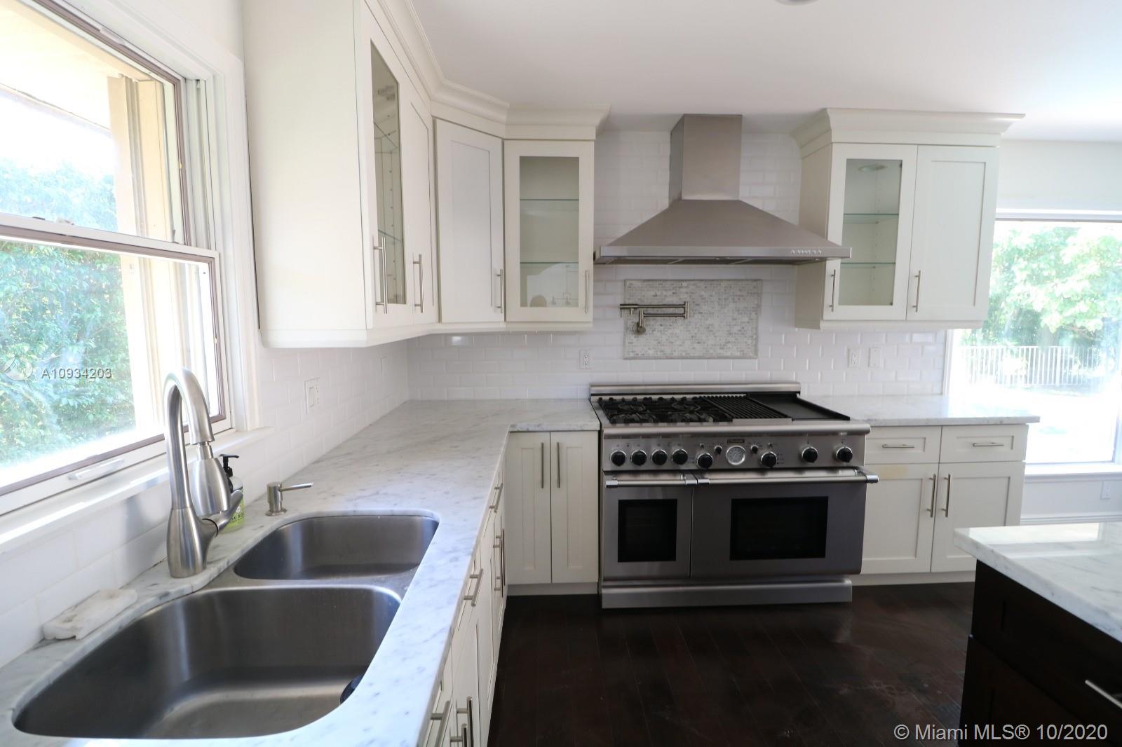 1340 Southwest 19th Avenue Boca Raton, FL 33486 - Photo 8 of 25